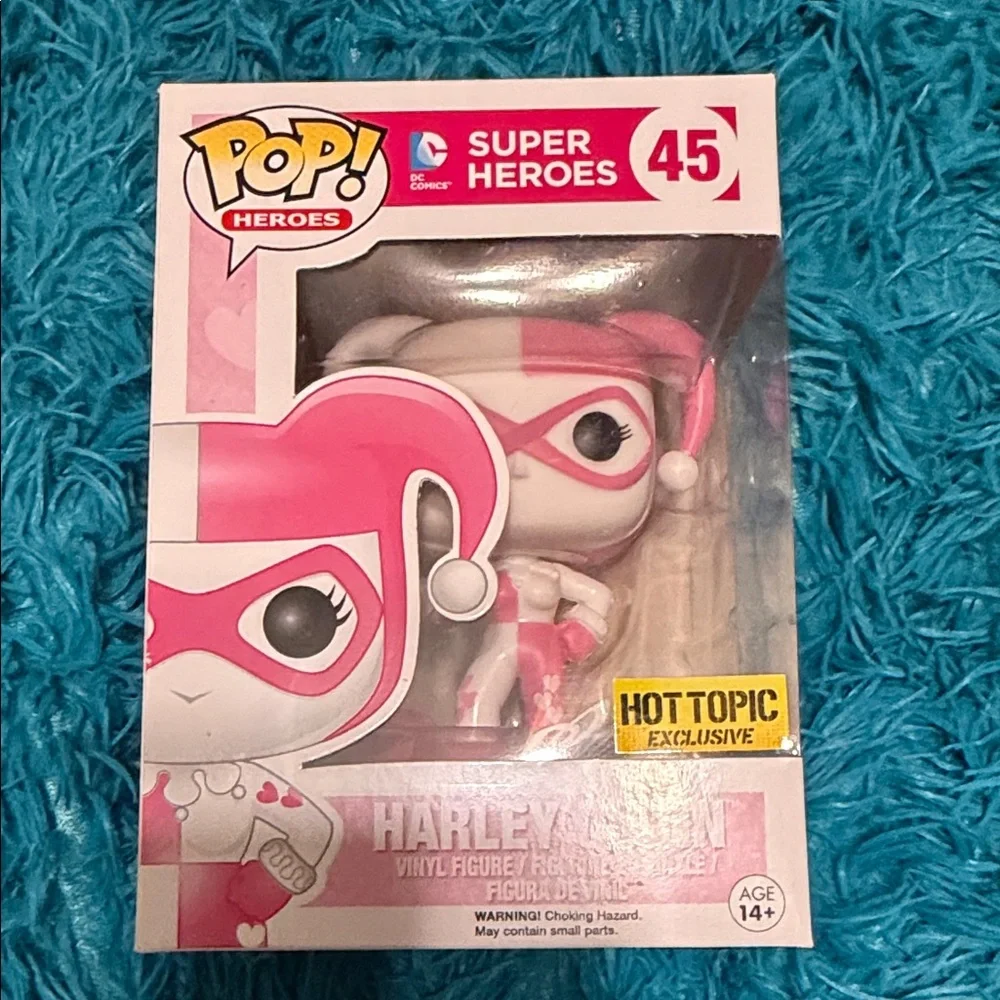 Funko Pop! Heroes Vinyl Figure - Pink and Whit Harley Quinn 45